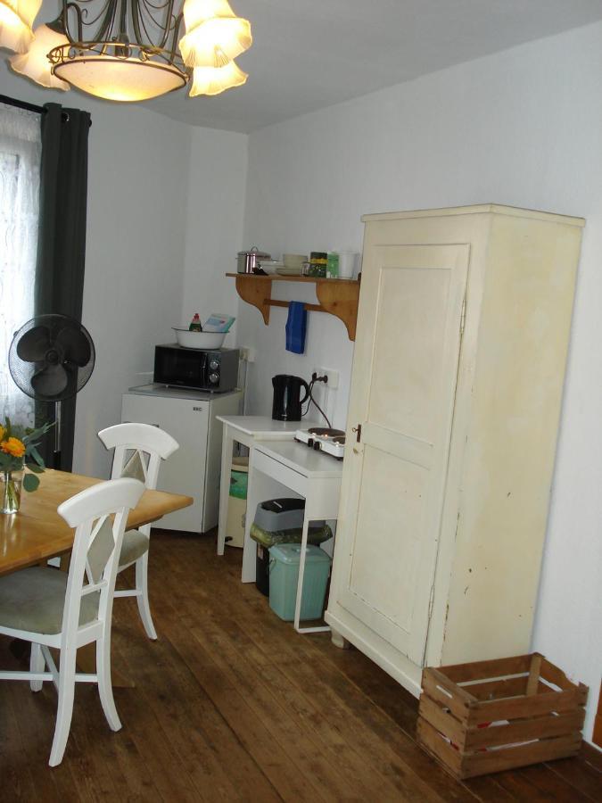 Appartement 25 Qm Mit Bad An Der Mosel - Naehe Koblenz Dieblich Exterior photo