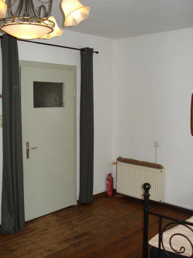 Appartement 25 Qm Mit Bad An Der Mosel - Naehe Koblenz Dieblich Exterior photo